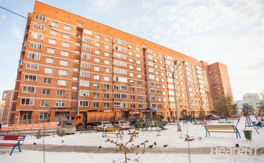 Продается 1-комнатная квартира, 44 м²