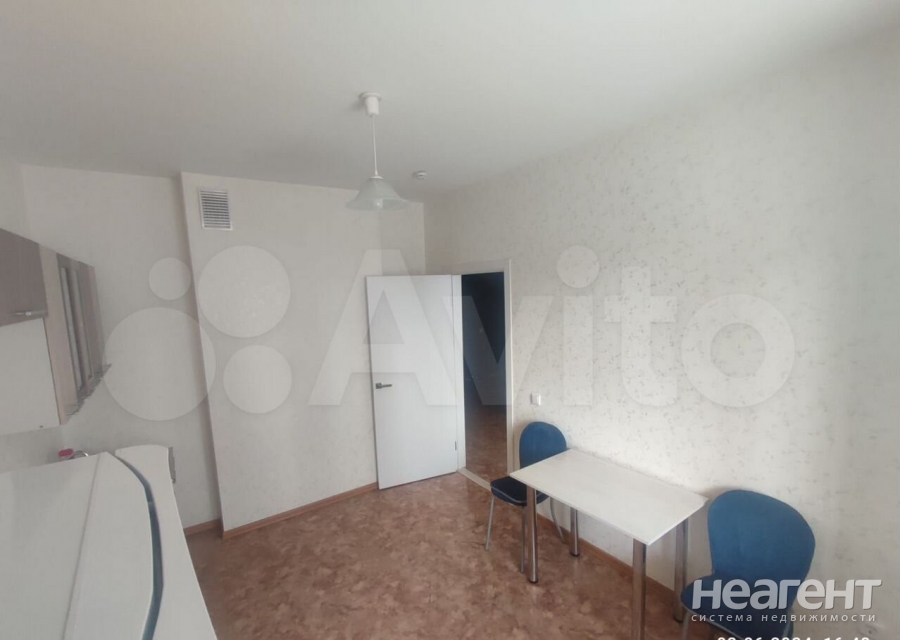 Продается 1-комнатная квартира, 45 м²