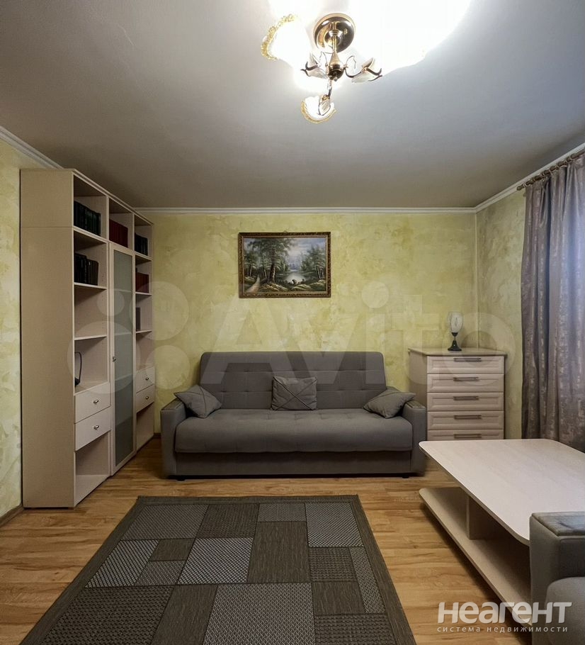 Сдается 2-х комнатная квартира, 59,8 м²