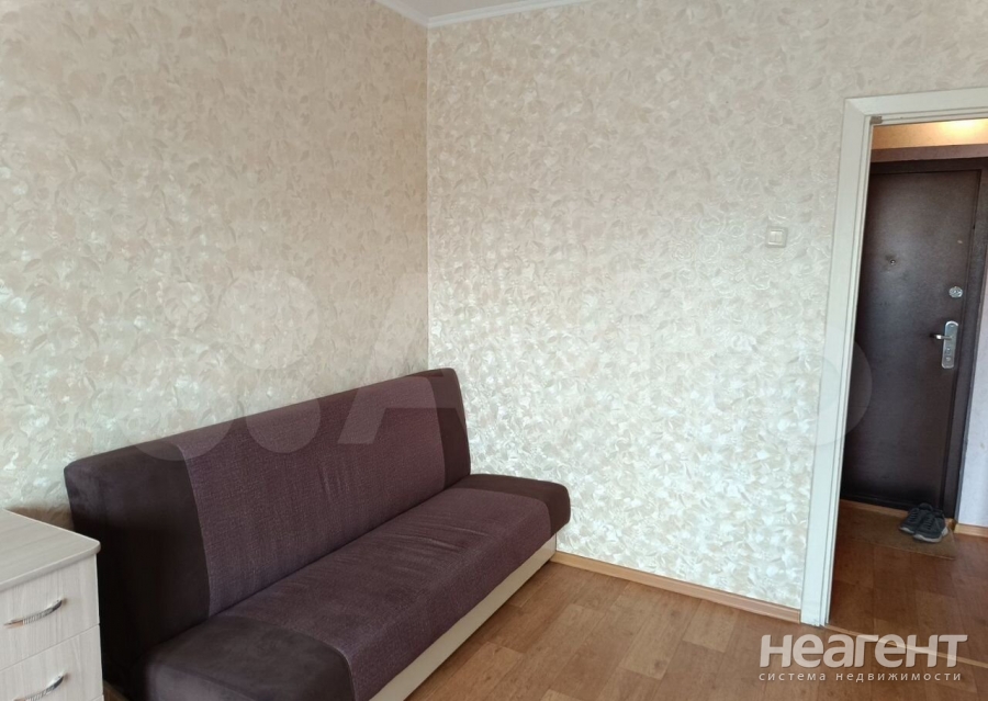 Сдается 1-комнатная квартира, 32 м²