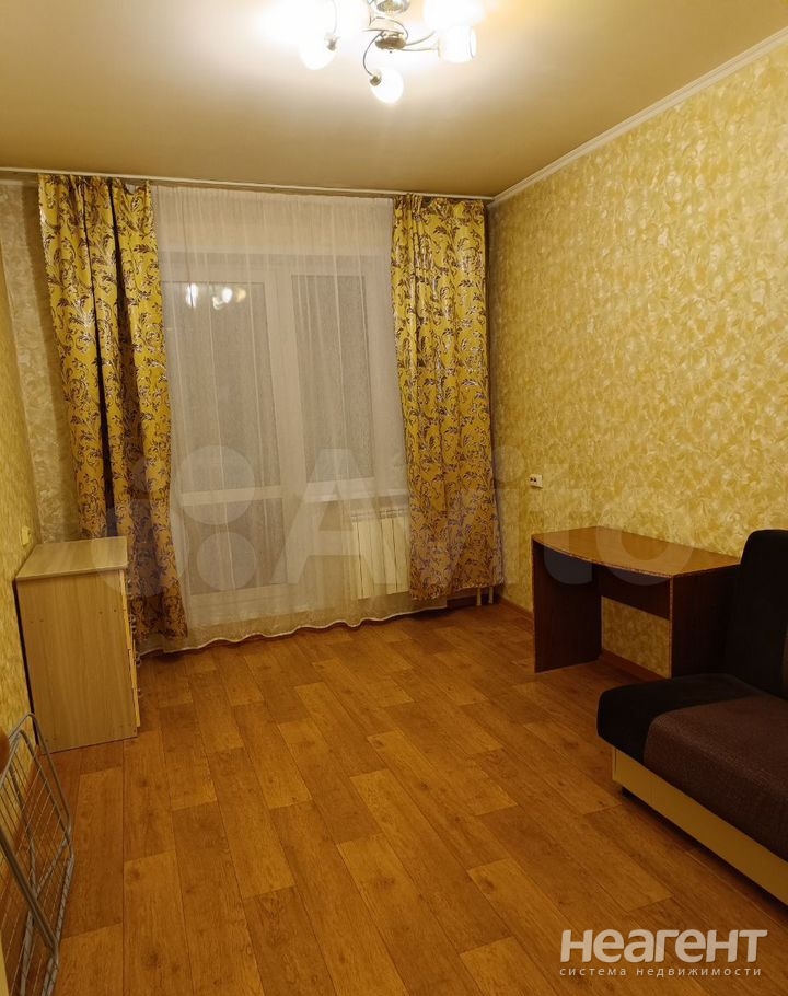 Сдается 1-комнатная квартира, 32 м²