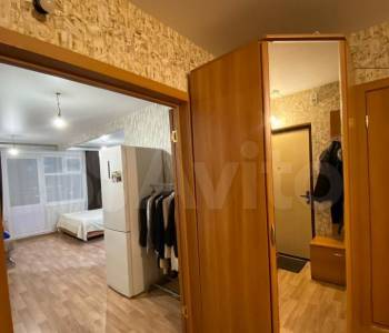 Продается 1-комнатная квартира, 40,4 м²