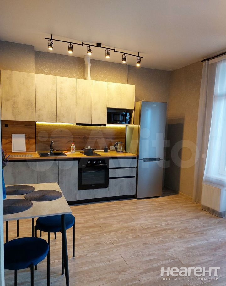 Сдается 1-комнатная квартира, 37 м²