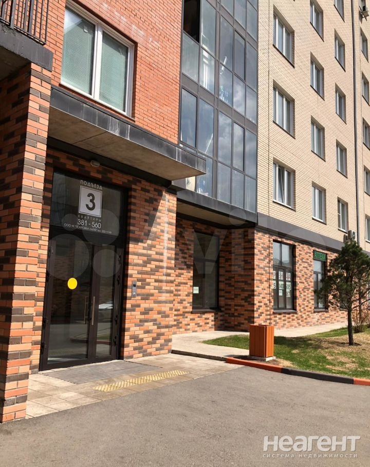 Сдается 1-комнатная квартира, 38 м²