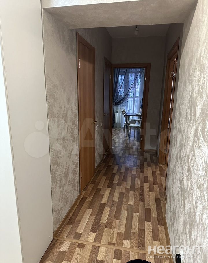 Продается 1-комнатная квартира, 42,8 м²