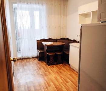 Сдается 1-комнатная квартира, 42 м²