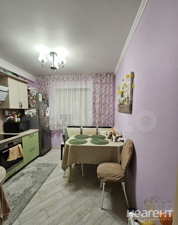 Продается 2-х комнатная квартира, 53 м²