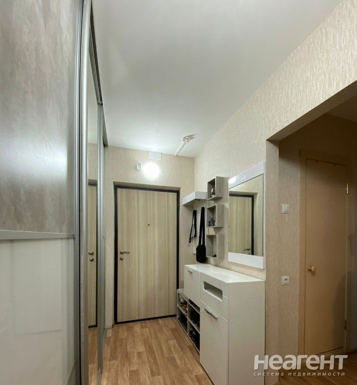 Продается 2-х комнатная квартира, 57 м²