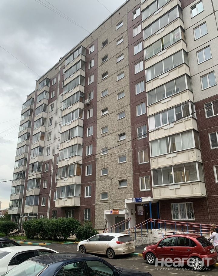 Продается 1-комнатная квартира, 40,3 м²