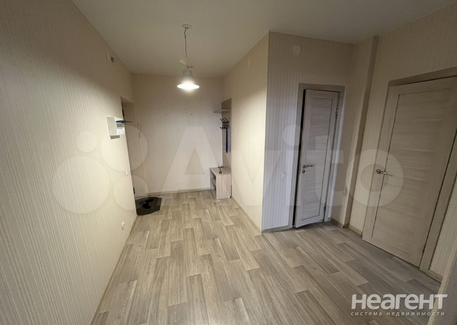 Продается 1-комнатная квартира, 49 м²