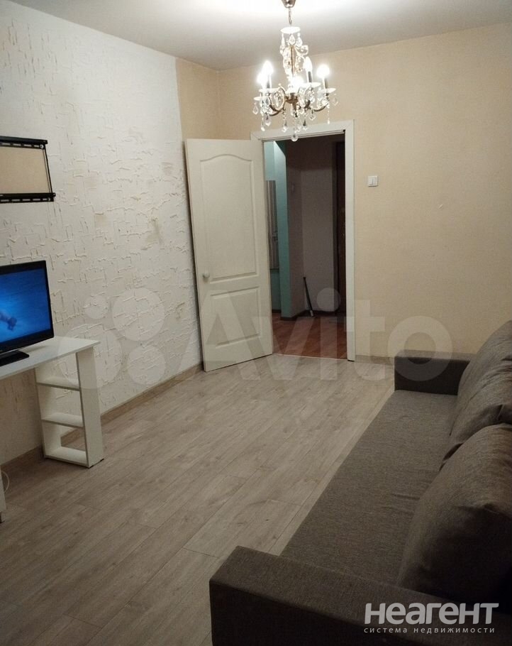 Сдается 1-комнатная квартира, 35,8 м²