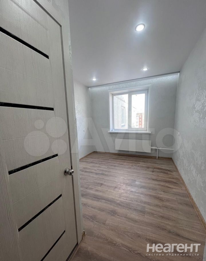 Продается 1-комнатная квартира, 12 м²