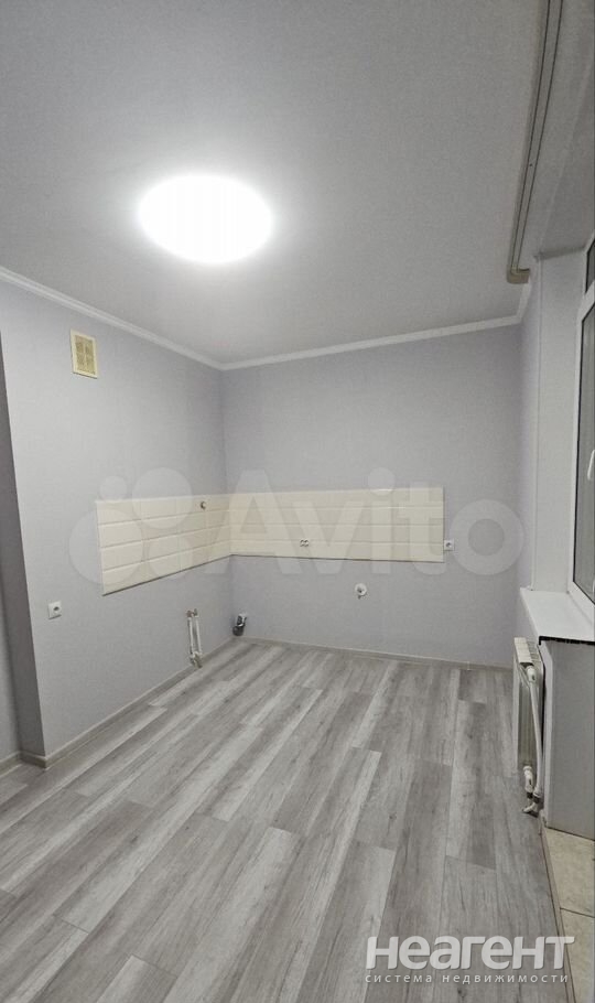 Продается 1-комнатная квартира, 45,9 м²