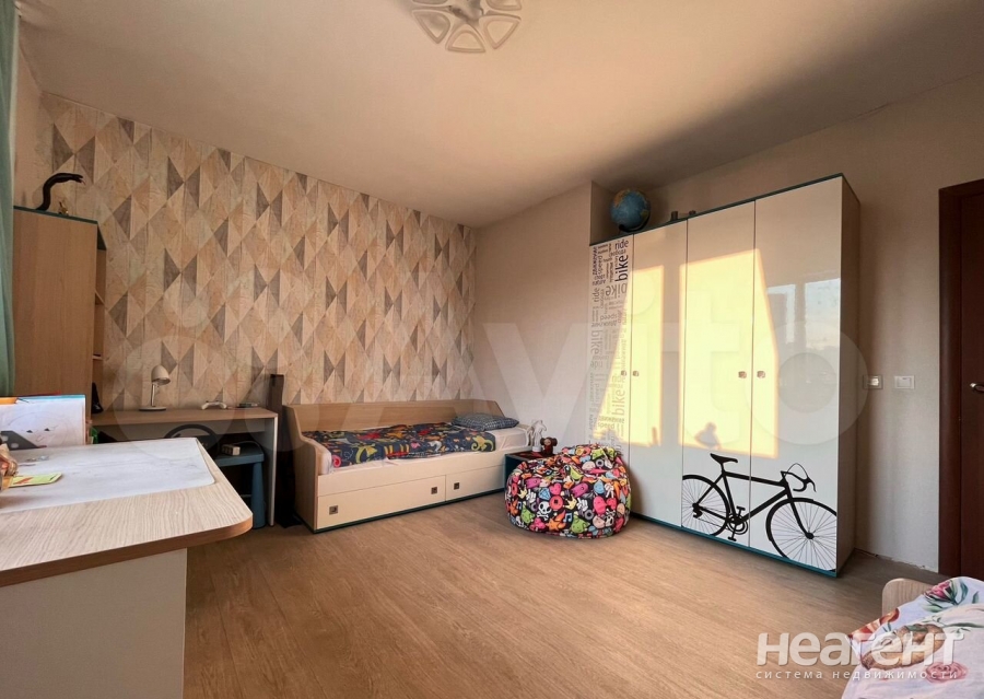 Продается 3-х комнатная квартира, 106,7 м²