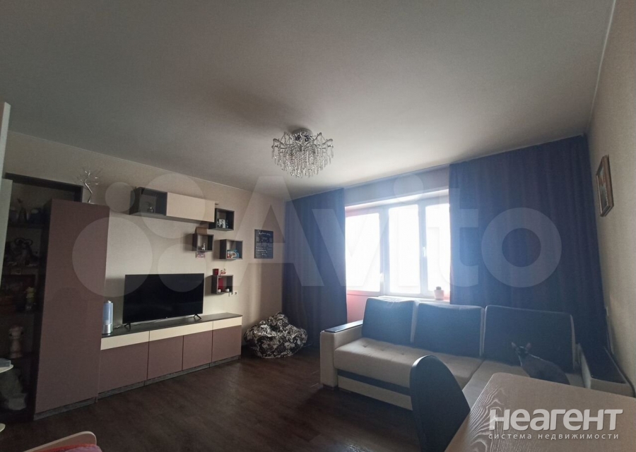 Продается 1-комнатная квартира, 40 м²