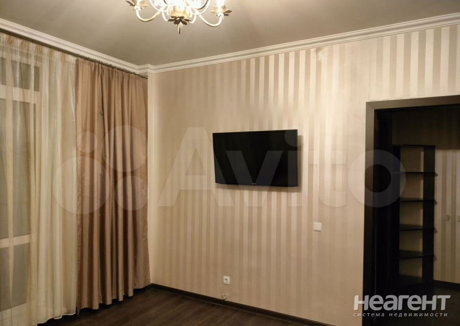 Сдается 1-комнатная квартира, 38,7 м²