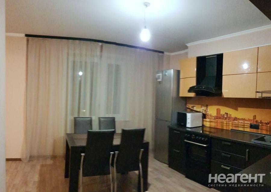 Продается 1-комнатная квартира, 41,2 м²