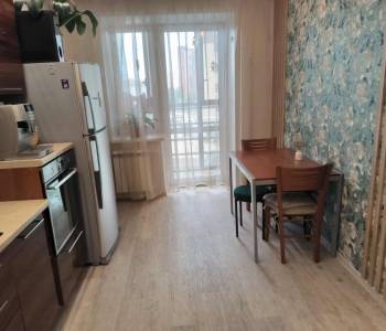 Продается Многокомнатная квартира, 74 м²