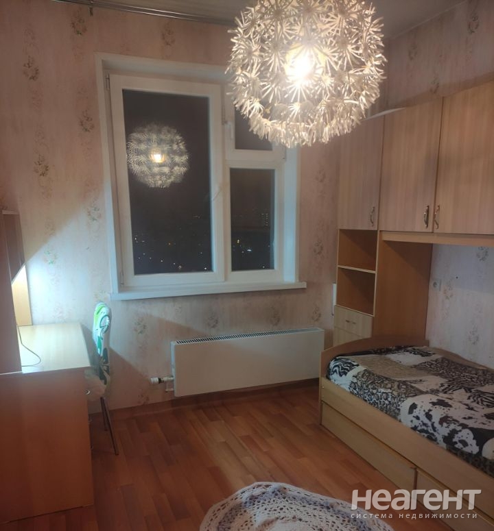 Сдается Многокомнатная квартира, 72,5 м²