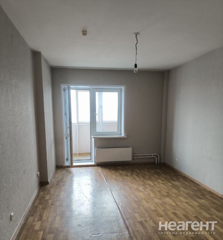 Продается 1-комнатная квартира, 45 м²