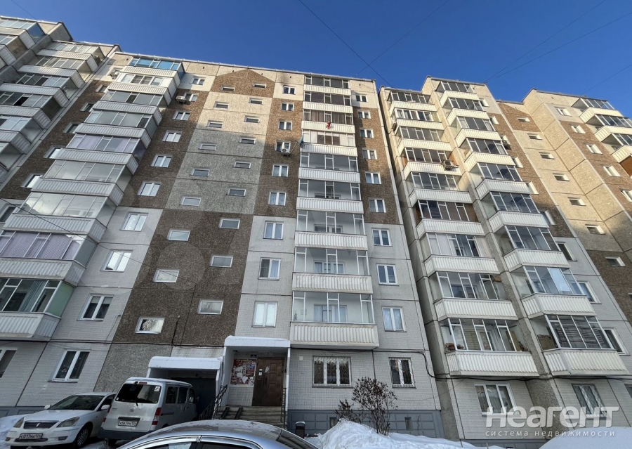 Продается Многокомнатная квартира, 90,6 м²