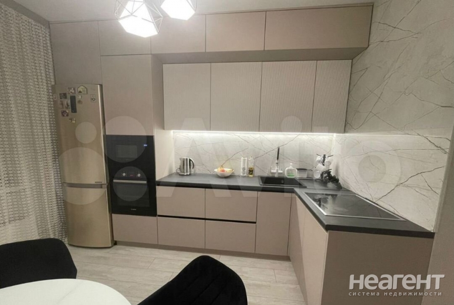 Продается 3-х комнатная квартира, 77 м²