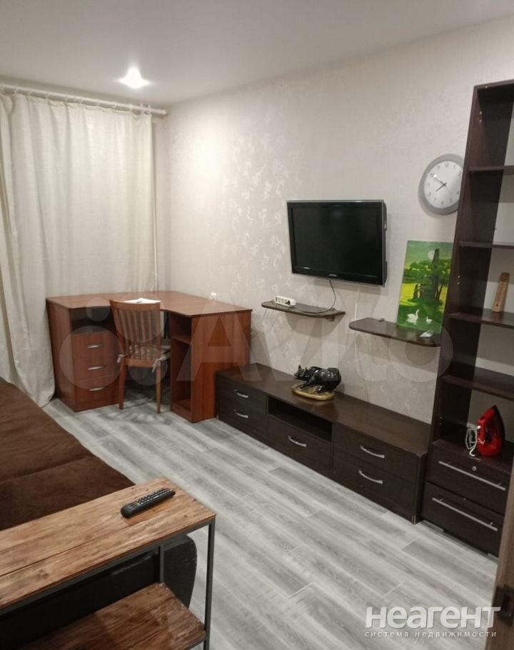 Сдается 1-комнатная квартира, 37 м²