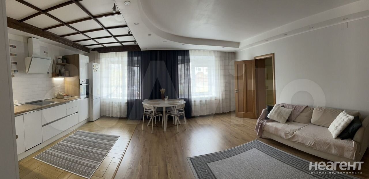 Продается 3-х комнатная квартира, 107,2 м²