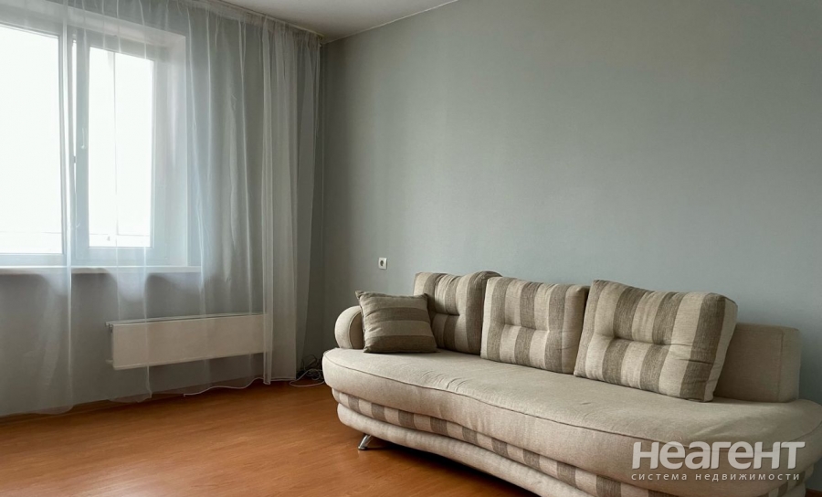 Сдается 1-комнатная квартира, 41 м²