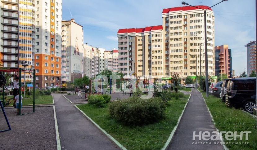 Продается 1-комнатная квартира, 36 м²