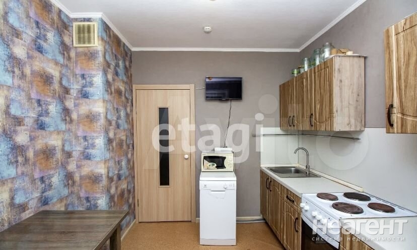 Продается 1-комнатная квартира, 36 м²