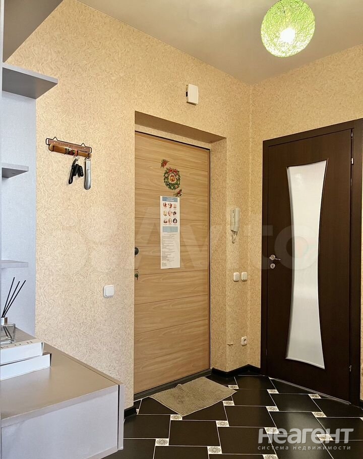 Сдается 1-комнатная квартира, 50 м²