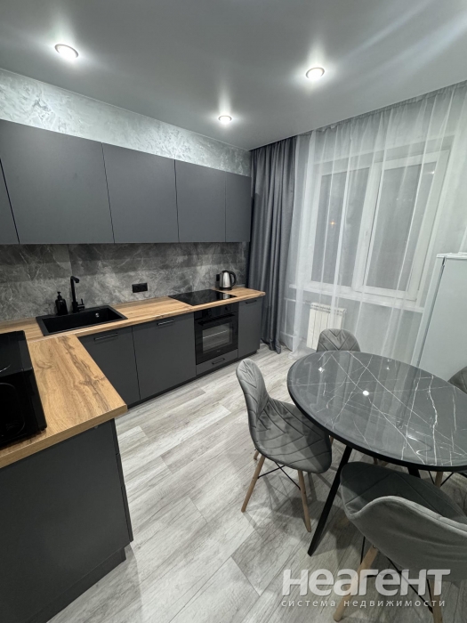 Сдается 1-комнатная квартира, 36 м²