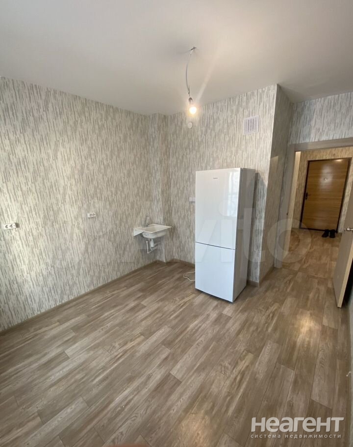 Сдается 2-х комнатная квартира, 61,6 м²