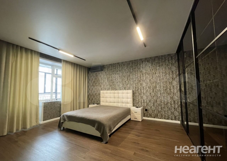 Продается 2-х комнатная квартира, 75 м²