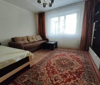 Продается 1-комнатная квартира, 41 м²