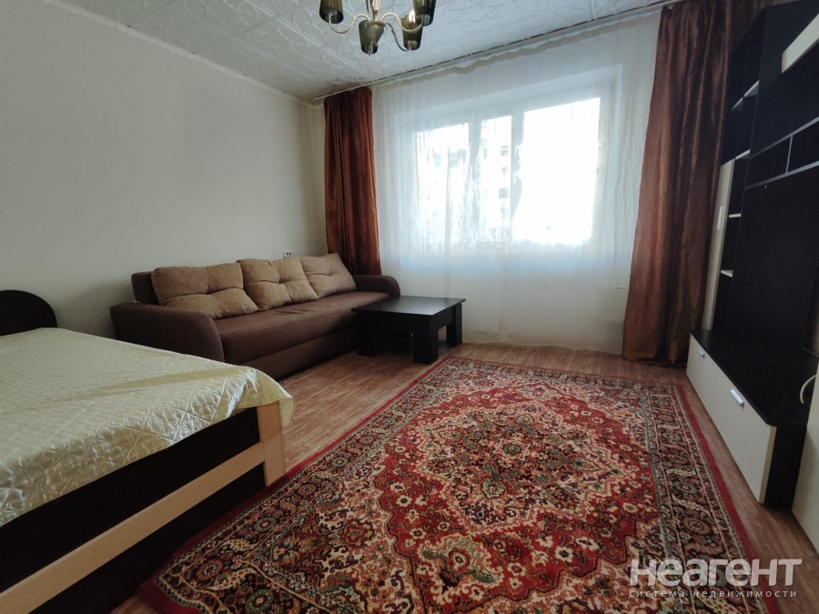 Продается 1-комнатная квартира, 41 м²