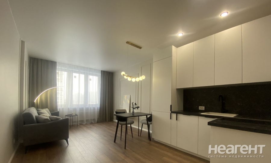 Продается 1-комнатная квартира, 46,4 м²