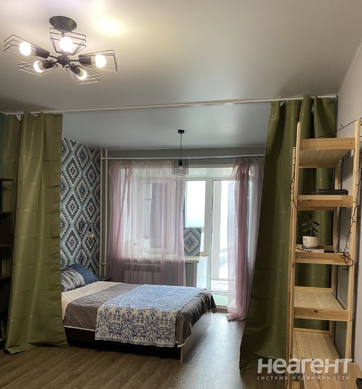 Сдается 1-комнатная квартира, 53 м²