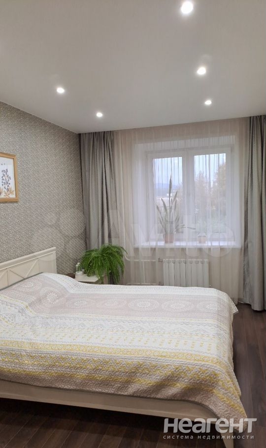 Продается 3-х комнатная квартира, 63 м²