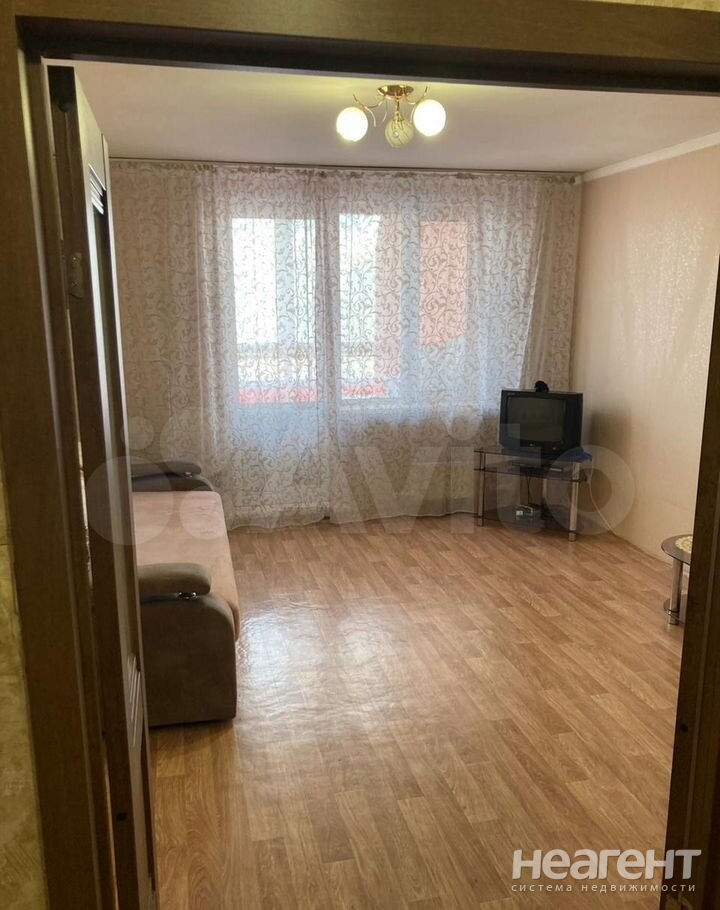 Продается 1-комнатная квартира, 42,1 м²