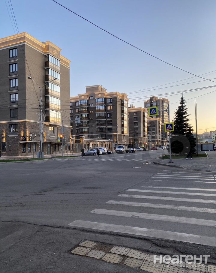 Продается 2-х комнатная квартира, 111 м²