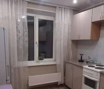 Сдается 1-комнатная квартира, 38 м²