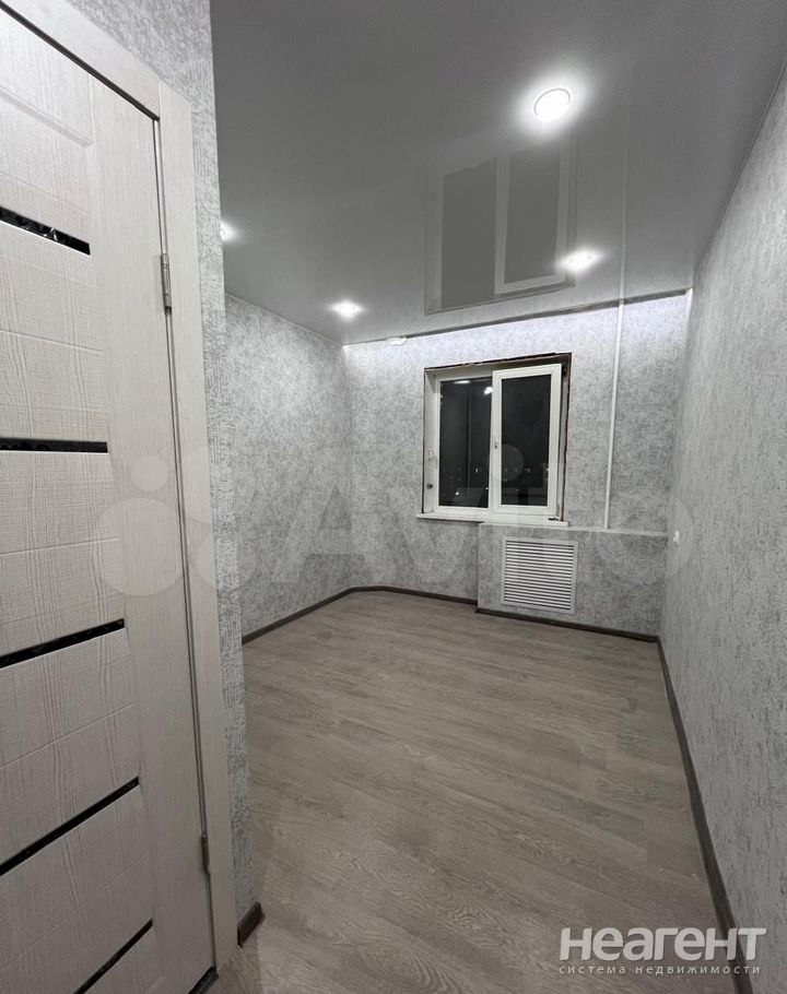 Продается 1-комнатная квартира, 12 м²