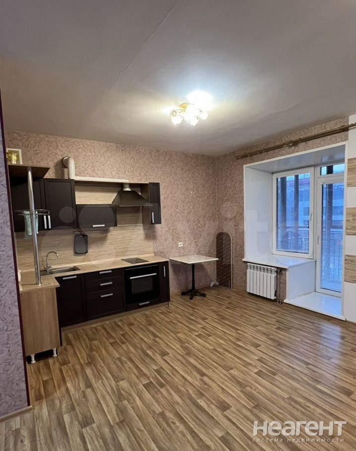 Сдается 2-х комнатная квартира, 66 м²