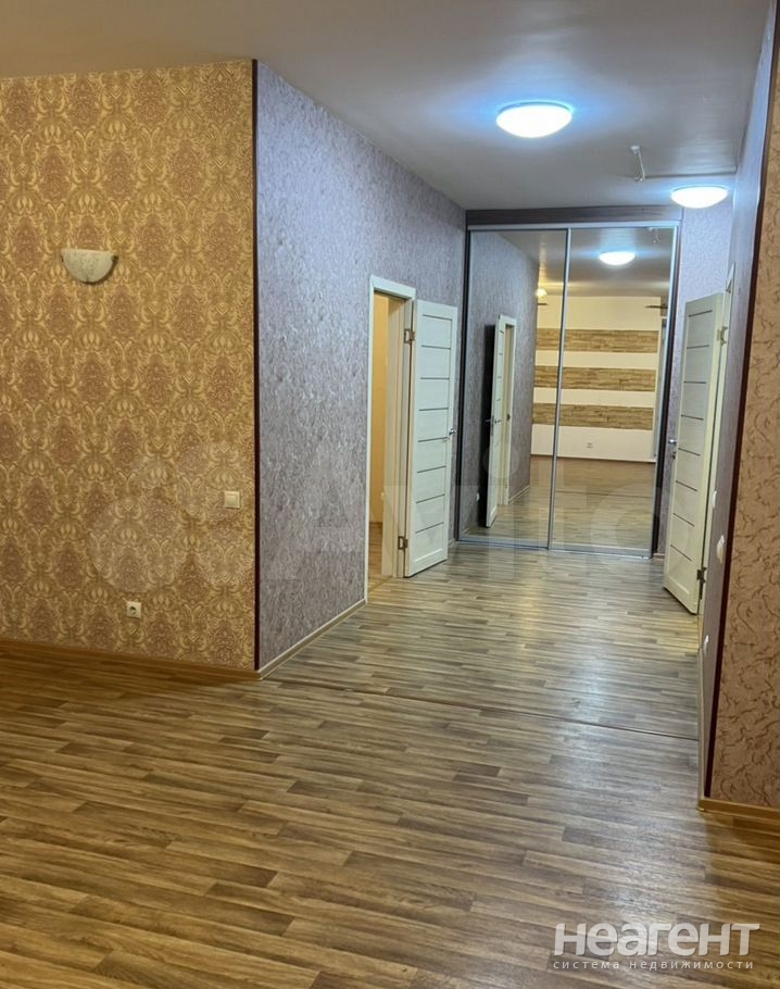 Сдается 2-х комнатная квартира, 66 м²