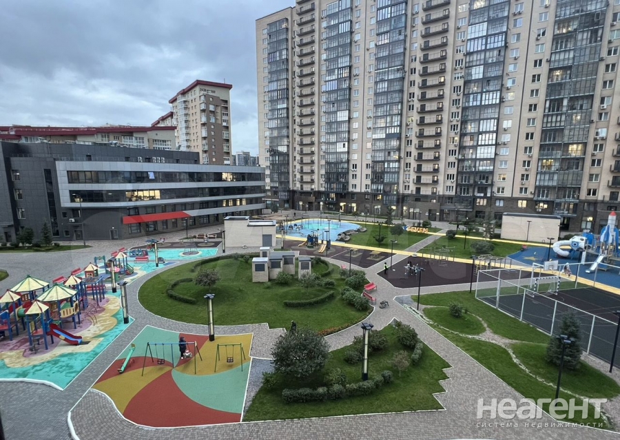 Сдается 2-х комнатная квартира, 66 м²