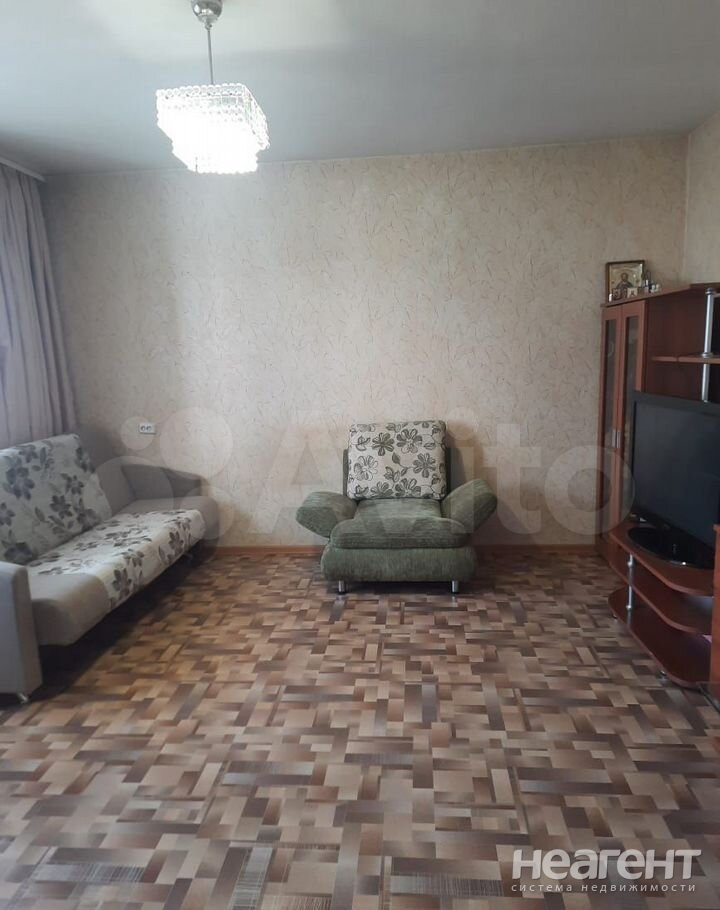 Сдается 1-комнатная квартира, 43,9 м²