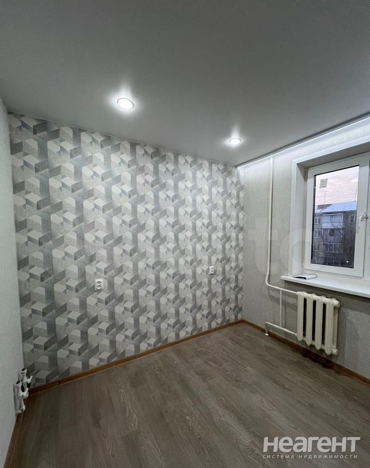 Продается 1-комнатная квартира, 12 м²