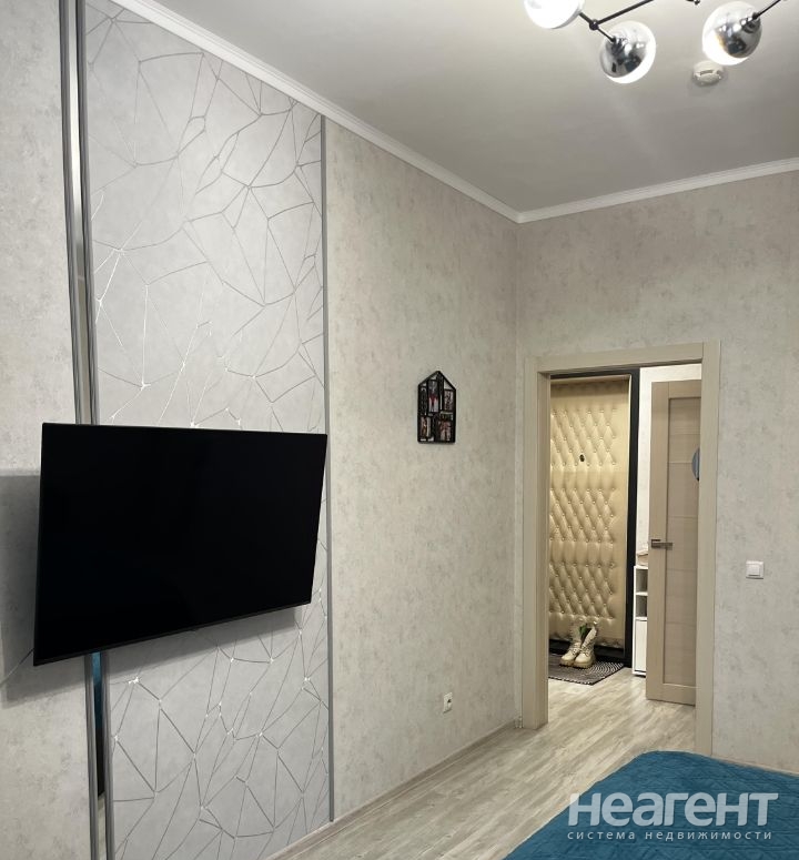 Продается 1-комнатная квартира, 36,4 м²